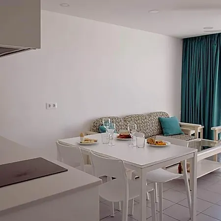 Aparthotel Acapulco Ocean View 4*
